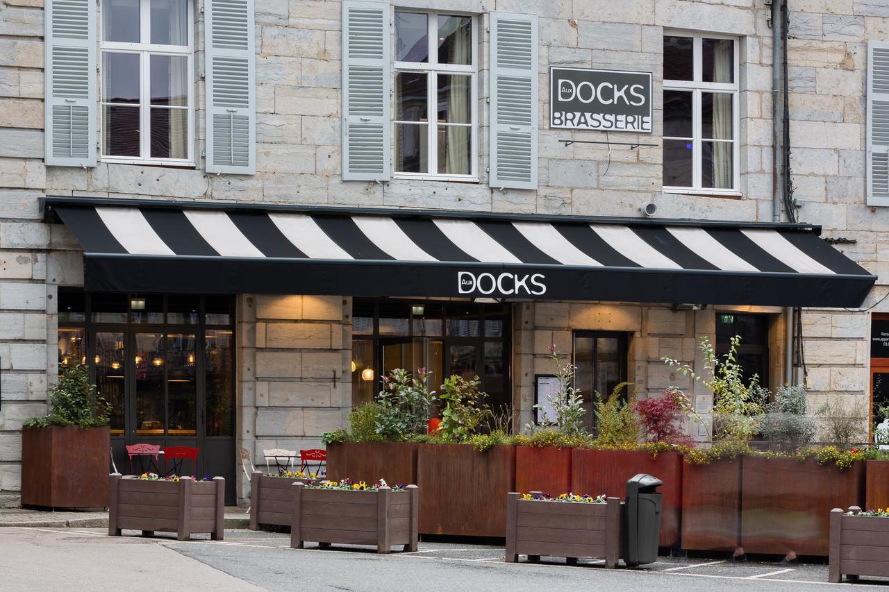 Aparthotel Le Comptoir Du Voyageur Arbois Exterior foto